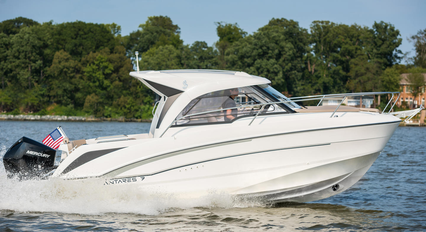 Antares_7_Exterior_07